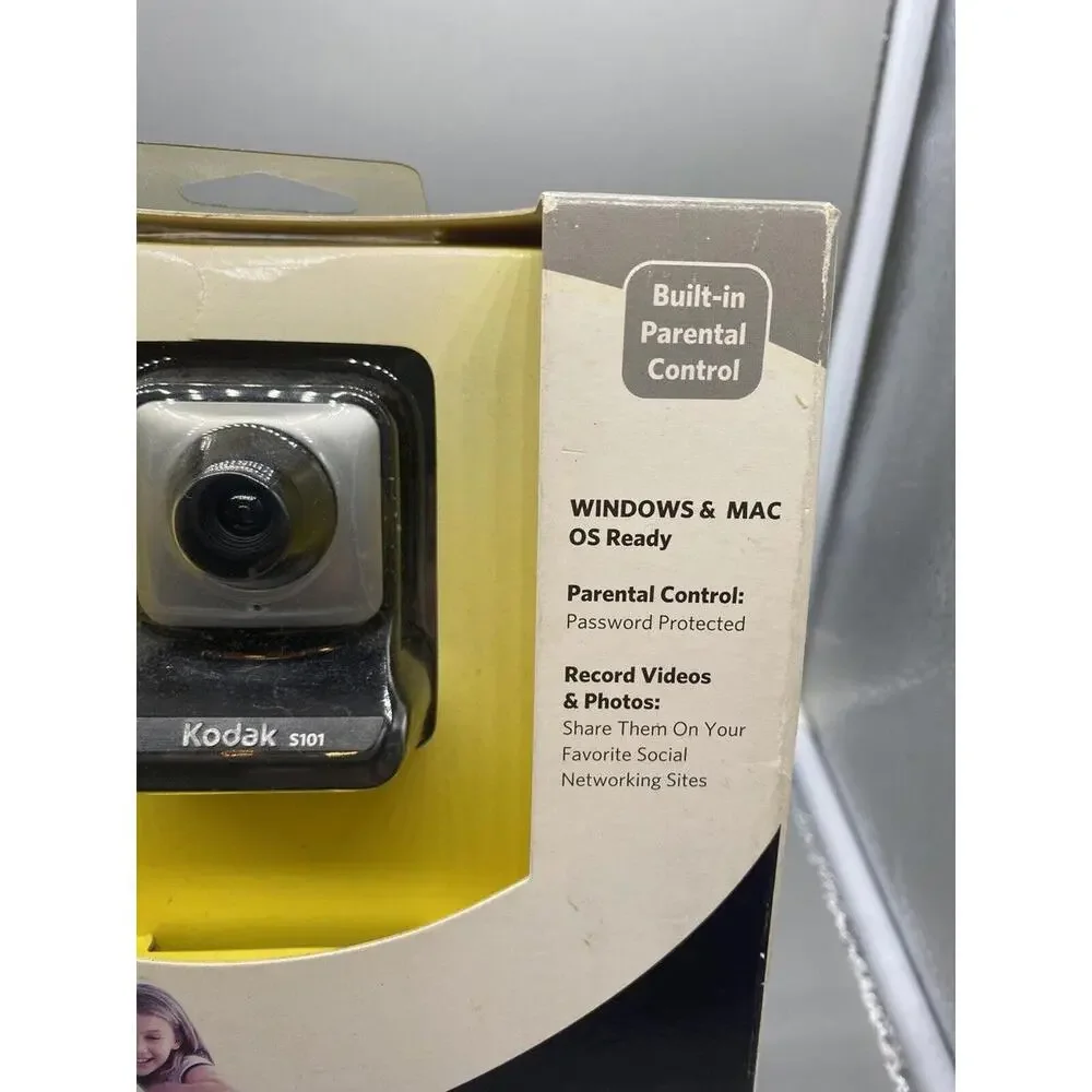 Kodak Webcam Built In Microphone S101 New in Package Mac or Windows Free Ship